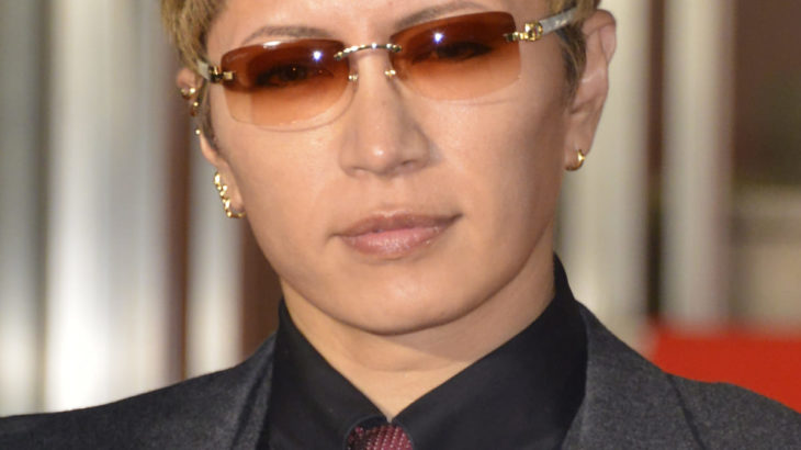 GACKTが語る壮絶ないじめ体験…3階から机が降って来た過去を告白