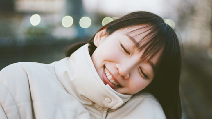 芸能業務休止後の吉岡里帆、新たなスタートを切る場所は？ティファニー展示会パーティー出席