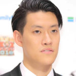 「ユーチューバーにかみつく粗品、『トップクラスでおもんない』とは？！気になる最新動画をチェック」