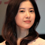 【芸能】ネギ飛び出た袋抱えた吉高由里子「いやぁぁぁぁあー！！」奇声上げ街を駆け抜ける