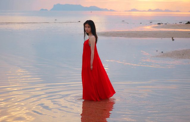 【芸能】今田美桜、4年前刊行の大ヒット写真集がまた重版 “大台”10刷で7万部達成・記念カット公開