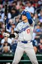 歴史的瞬間！大谷翔平、ドジャースの大逆転で地区優勝を決める。メジャー7年目でのこの瞬間