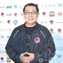 【芸能】さだまさし、“超特大”キャベツ抱きかかえニンマリ　あまりのサイズに「千切りにしたら何人分!?」