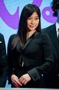 篠原涼子、高級料理店での食事マナーに疑問の声！箸の持ち方問題とは？
