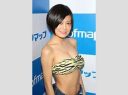 【芸能】グラビアアイドル衝撃告白…「頭から泥水をかけられていた」中学時代　「よくない先生」から暴力  [冬月記者★]