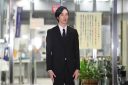 【芸能】清水尋也被告　ネットざわつく黒スーツ姿に「ビジュが良すぎる」「保釈のビジュじゃない」「映画のワンシーン」「スタイル良すぎ」