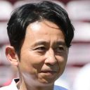 【芸能】有吉弘行「足元悪いのに行ってきたよ選挙」  そんな自分へのご褒美も紹介